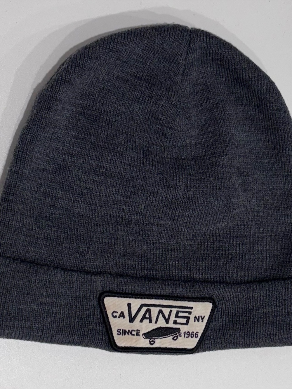 Vans Grey Knitted Cuff Milford Patch Beanie Hat Unisex OSFM Y2K